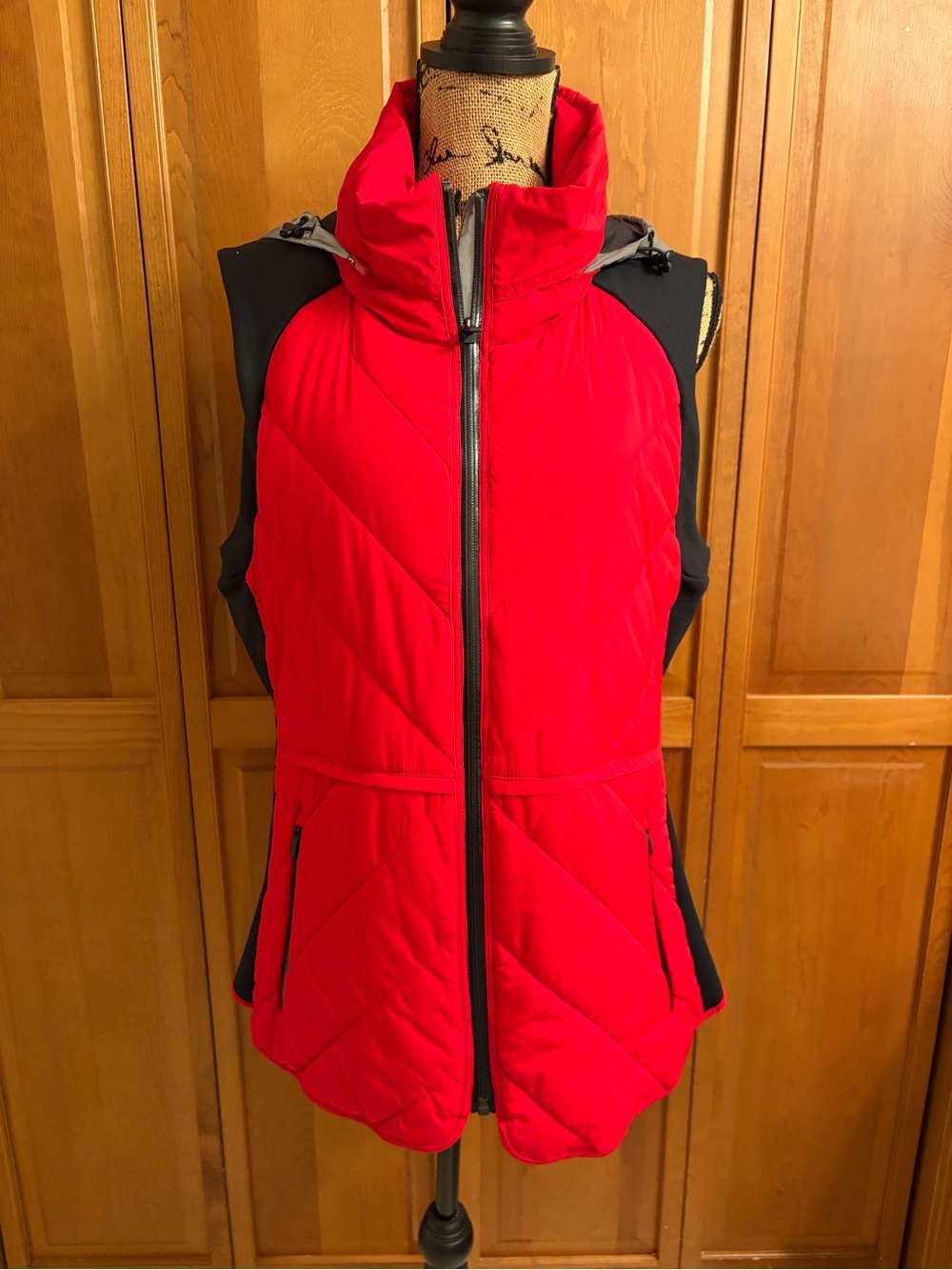 Athleta Wind Spirit sz L in EUC